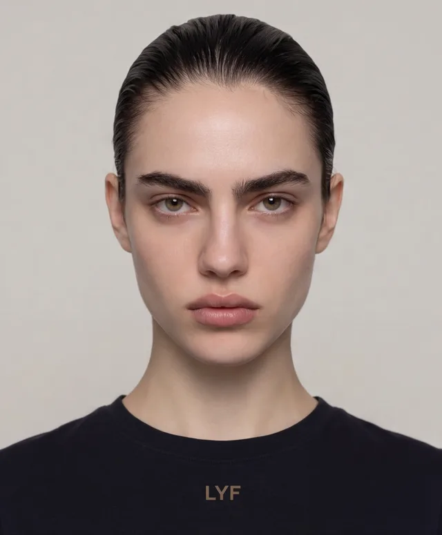 Imogen Cole, Front view