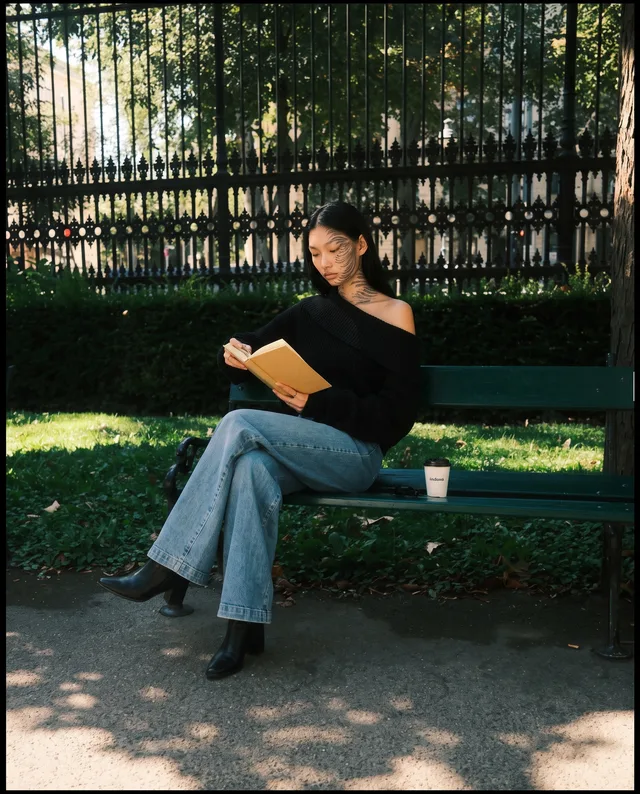 Shiori Moriyama · Reading in the shade · 1